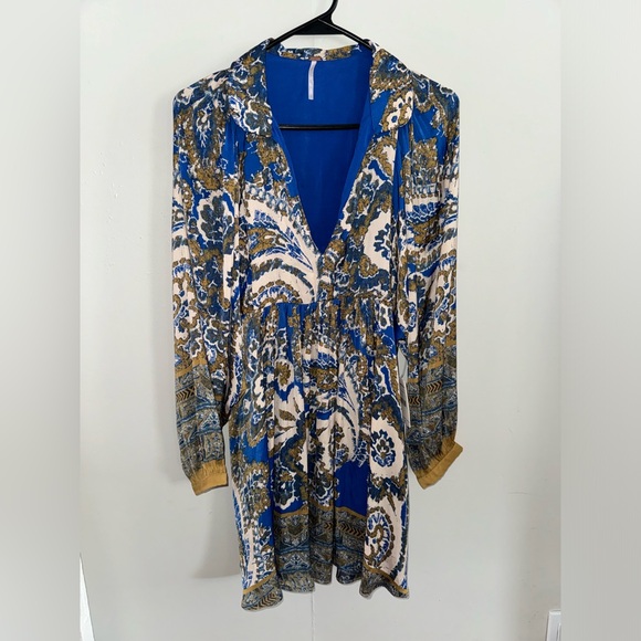 Free People Say You Love Me Blue Multi Mini Dress Sz Small NEW - Picture 2 of 7
